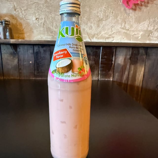 Kuii Coconut Milk Strawberry.